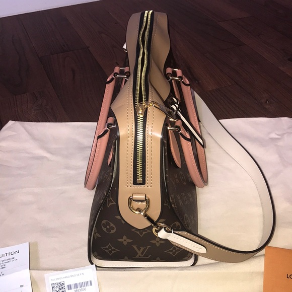 Louis Vuitton Tuileries handbag - Picture 6 of 8